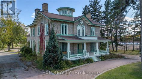 homes for sale gananoque ontario.
